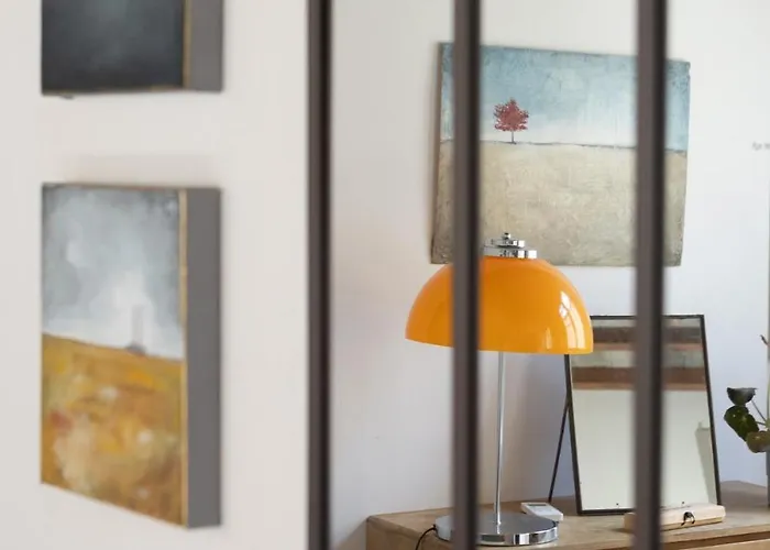 Duomo Elegante Con Balcone *