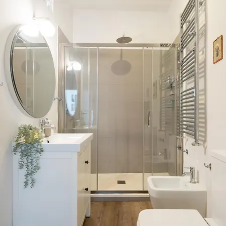 公寓 Duomo Elegante Con Balcone 佛罗伦萨